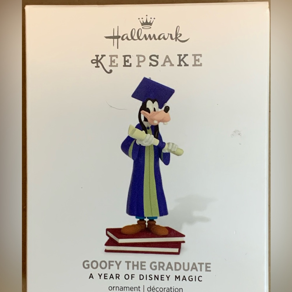 Hallmark Disney’s Goofy Christmas Ornament